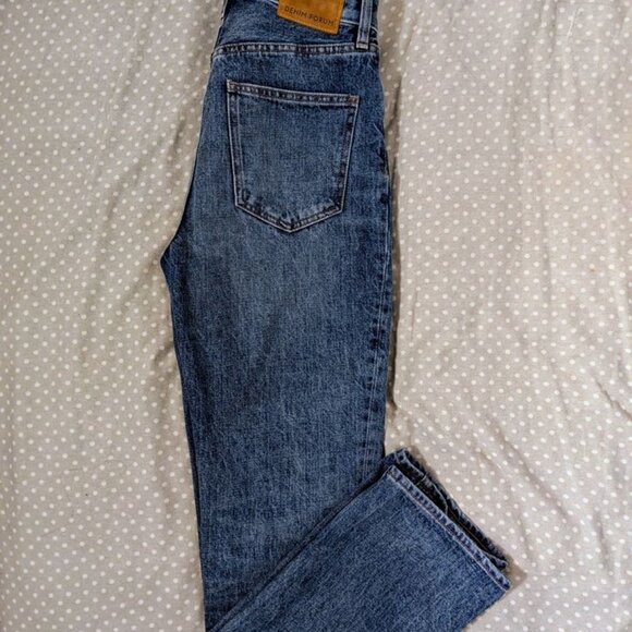Aritzia Denim Forum Joni High Rise Jeans (Size 23) - Picture 2 of 3
